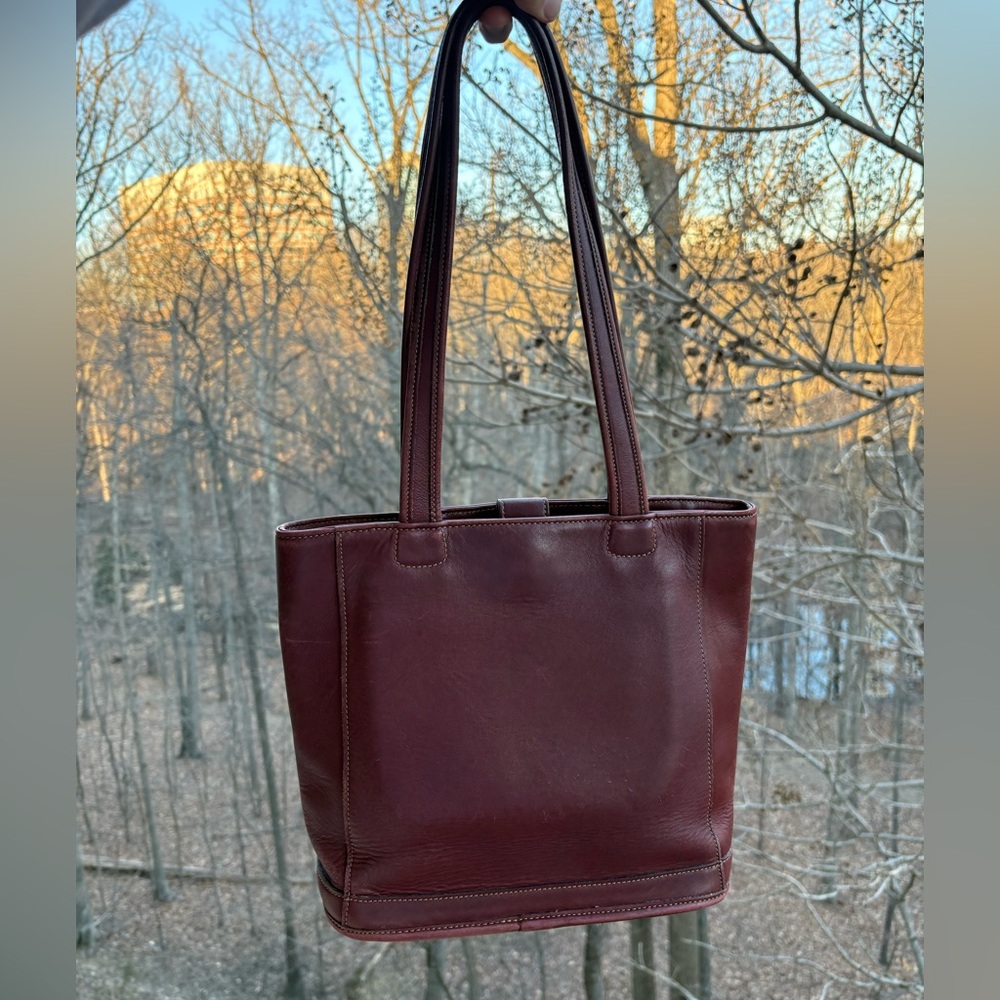 Vintage Coach Bleecker Bucket Tote | USA 1995 | Burgundy | 9303 | Hangtag | GUC - Picture 3 of 16